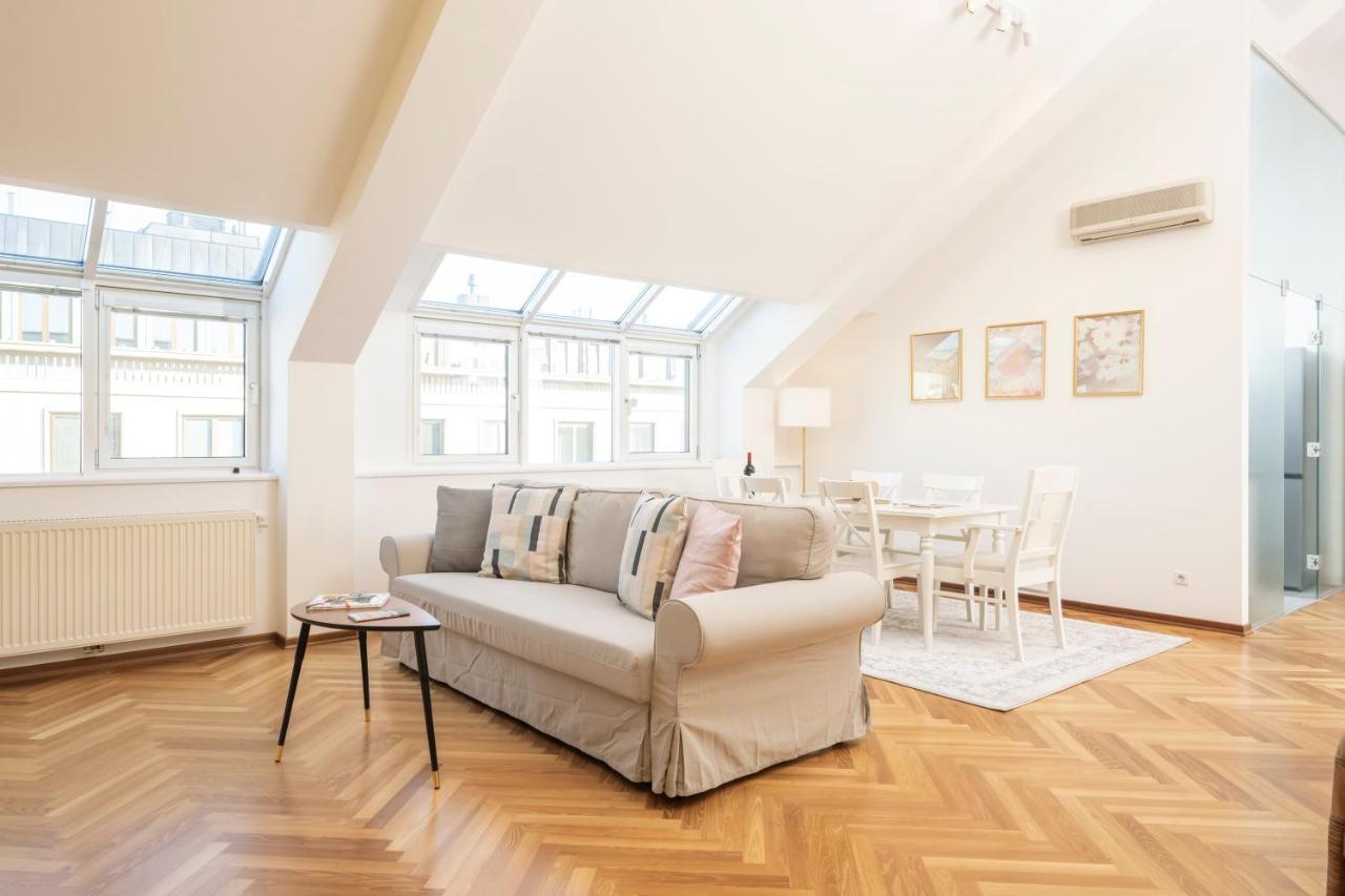 Penthouse Staatsoper Apartment Виена Екстериор снимка